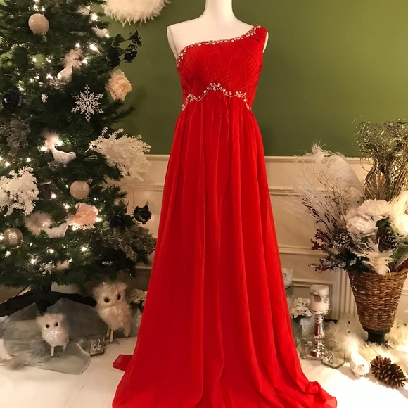 Dresses & Skirts - Long Red Chiffon Formal evening dress